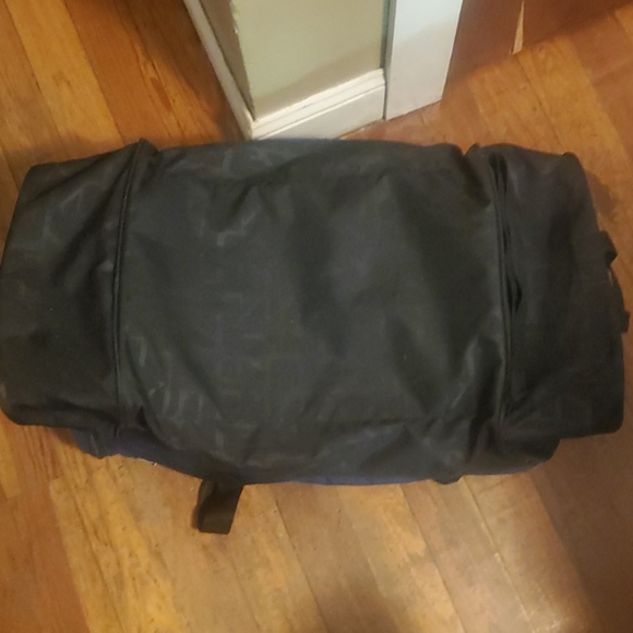 A large Nike duffel bag - Picture 2 of 3